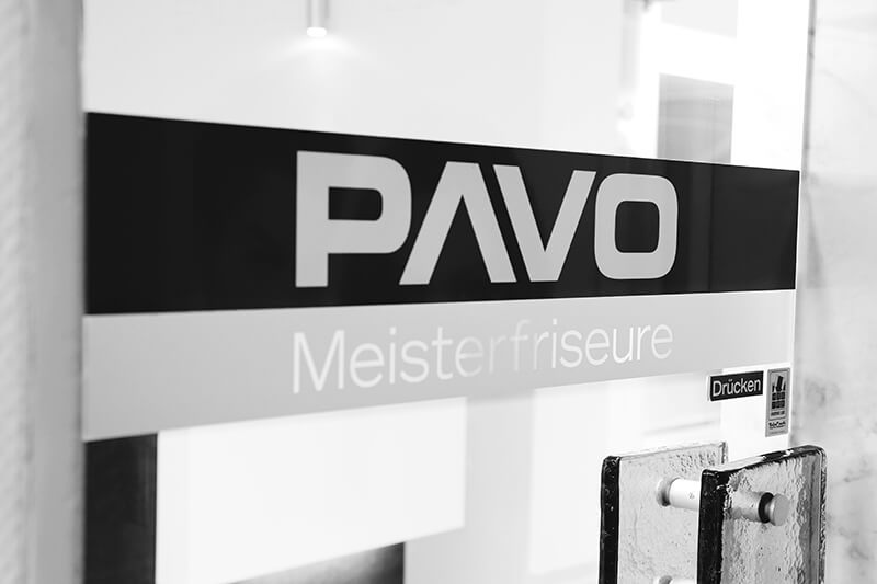 PAVO Meisterfriseure Beschriftung